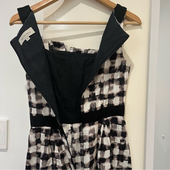 Veronika Maine black & white mid length dress size 8 - Picture 5 of 6